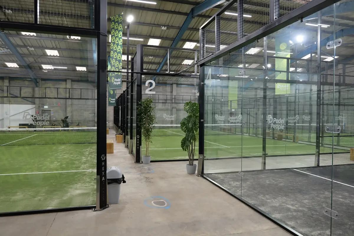 Padel People Corsham padel courts in Corsham