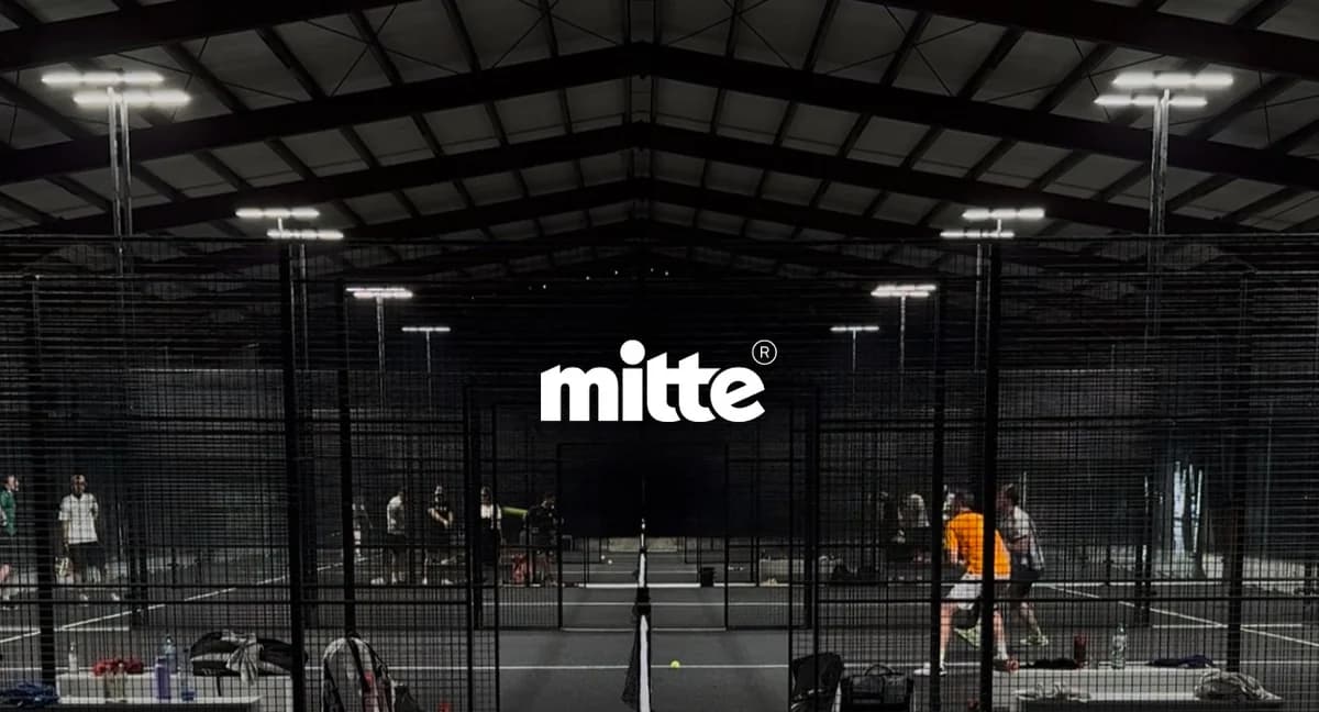 Padel courts at mitte - charlotte | charlottenburg in Berlin – book online