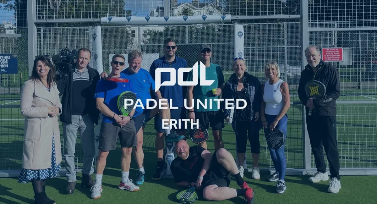 Padel courts at Padel United Erith in Erith – book online