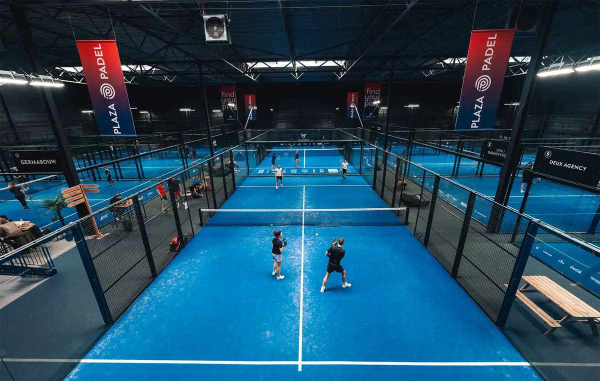 Plaza Padel Amsterdam padel courts in Amsterdam