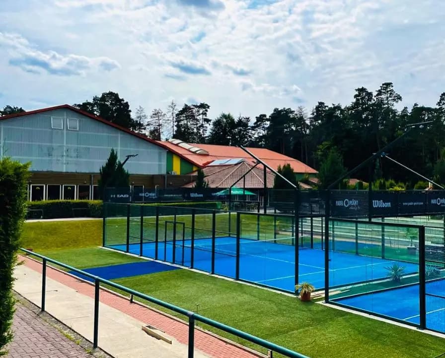 Rainbow Padel padel courts in Berlin